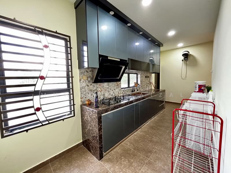 2-storey Terraced House for Rent in Mahkota Hills (Lenggeng) - Muhamad Faizal Yunos - Kitchen - PropertyGuru.com.my