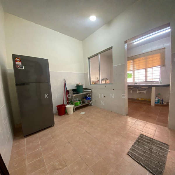 2-storey Terraced House for Sale in Taman Puchong Hartamas (Puchong) - Kho Chng Guan - Kitchen - PropertyGuru.com.my