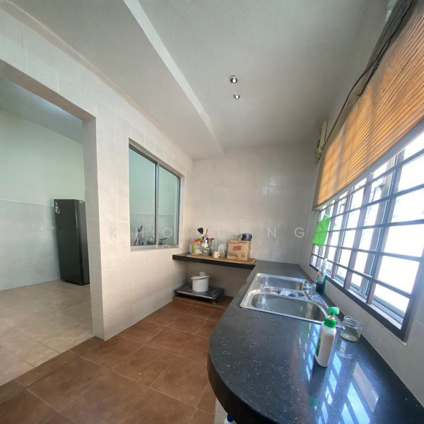 2-storey Terraced House for Sale in Taman Puchong Hartamas (Puchong) - Kho Chng Guan - Kitchen - PropertyGuru.com.my
