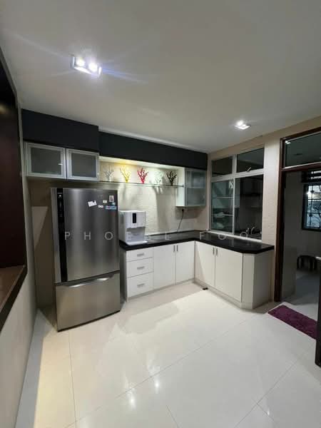 2-storey Terraced House for Sale in Taman Gaya (Ulu Tiram) - Phoebe Foo - Kitchen - PropertyGuru.com.my