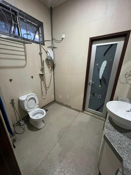 2-storey Terraced House for Sale in Taman Gaya (Ulu Tiram) - Phoebe Foo - Bathroom - PropertyGuru.com.my