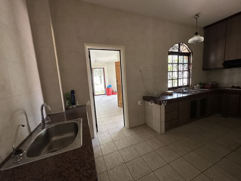 Section 6 @ Kota Damansara untuk Untuk Dijual - RM 3,600,000, Mac 2026 - Kitchen - PropertyGuru.com.my