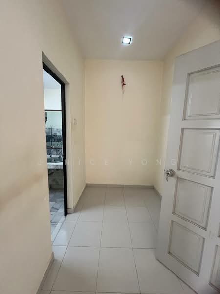 2-storey Terraced House for Sale in Taman Sri Pulai Perdana (Skudai) - Janice Yong - Corridor - PropertyGuru.com.my