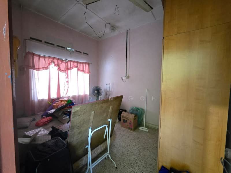 1-storey Terraced House for Sale in Taman Sri Lalang (Kota Tinggi) - Aiden Goh - Bedroom - PropertyGuru.com.my
