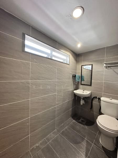 Bandar Menjalara untuk Untuk Dijual - RM 700,000, Mac 2026 - Bathroom - PropertyGuru.com.my