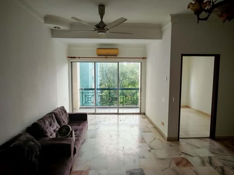 Condominium for Sale at Greenpark - Yaw Bon Chai - Living Room - PropertyGuru.com.my