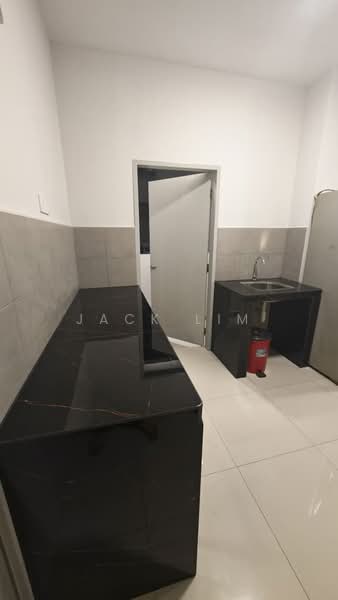 Residensi Alamanda untuk Untuk Disewa - RM 1,900 /bulan, Mac 2026 - Kitchen - PropertyGuru.com.my