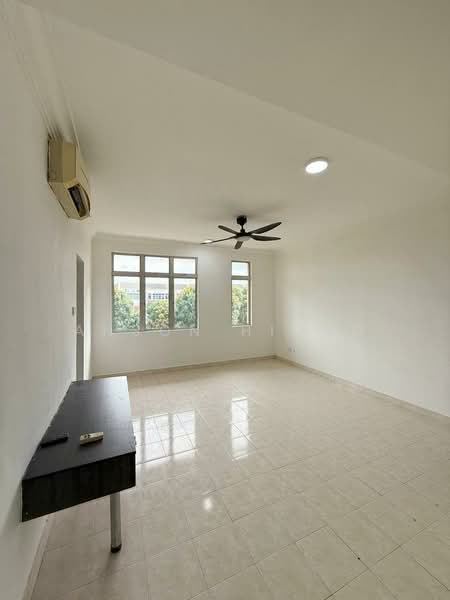 Nusavilla untuk Untuk Dijual - RM 549,000, Mac 2026 - Living Room - PropertyGuru.com.my
