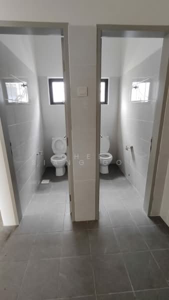 Shop for Rent in Rawang (Selangor) - Chee Siang Goi - Bathroom - PropertyGuru.com.my