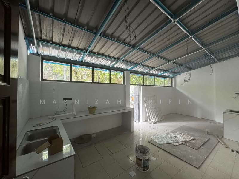 2-storey Terraced House for Rent in Ampang (Selangor) - Masnizah Arifin - Kitchen - PropertyGuru.com.my