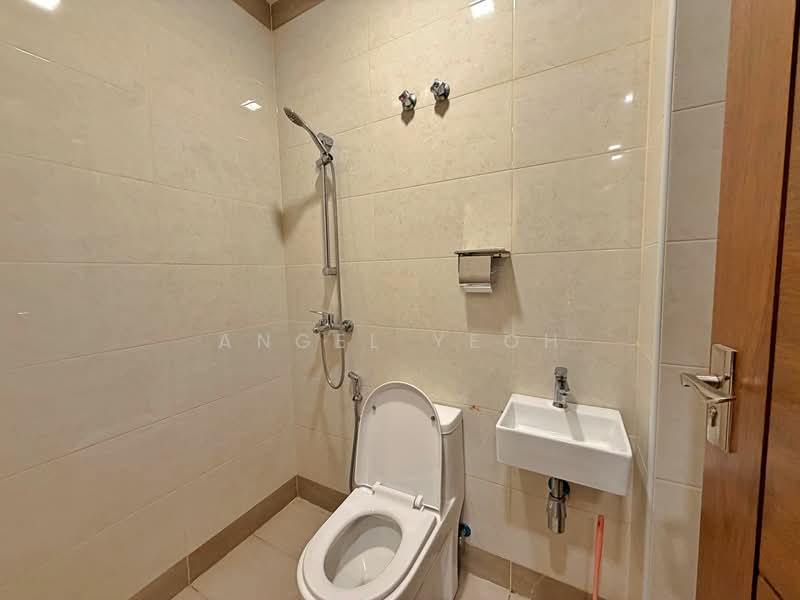 Semi-Detached House for Sale in Bandar Baru Sri Petaling (Sri Petaling) - Angel Yeoh - Bathroom - PropertyGuru.com.my