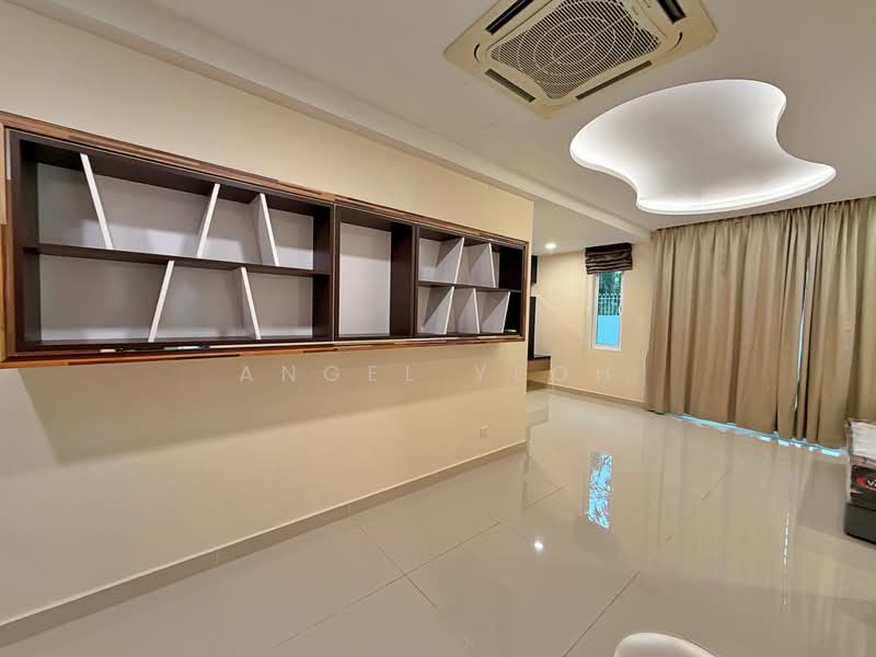 Semi-Detached House for Sale in Bandar Baru Sri Petaling (Sri Petaling) - Angel Yeoh - Living Room - PropertyGuru.com.my