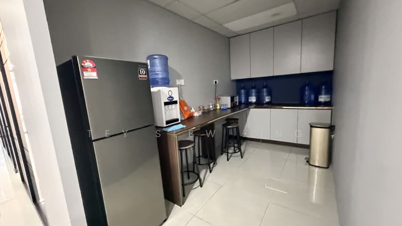 Office for Sale in Kl Sentral (Kuala Lumpur) - Tey Siew Zing - Kitchen - PropertyGuru.com.my