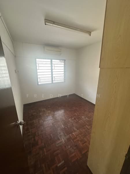 Untuk Dijual - Taman Pekaka Block 33