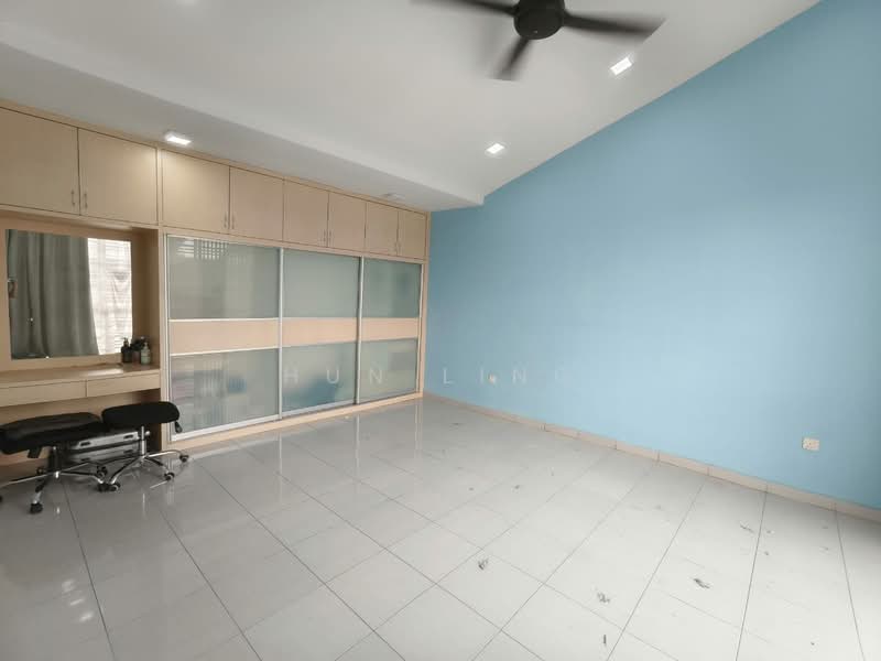 Terraced House for Sale in Puchong (Selangor) - Hun Ling - Bedroom - PropertyGuru.com.my