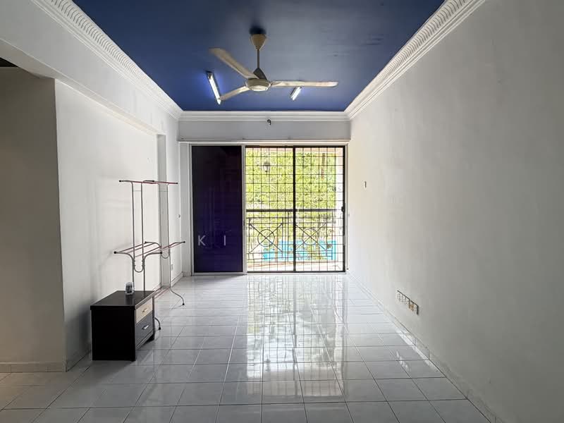 Condominium for Rent at Forest Green - Kim Lee - Living Room - PropertyGuru.com.my