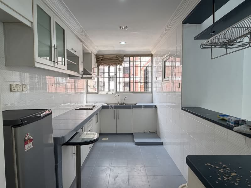 Condominium for Rent at Forest Green - Kim Lee - Kitchen - PropertyGuru.com.my