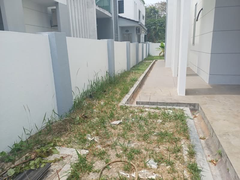 Semi-Detached House for Sale in Taman Panchor Indah (Nibong Tebal) - Tan ANNIE - Exterior - PropertyGuru.com.my