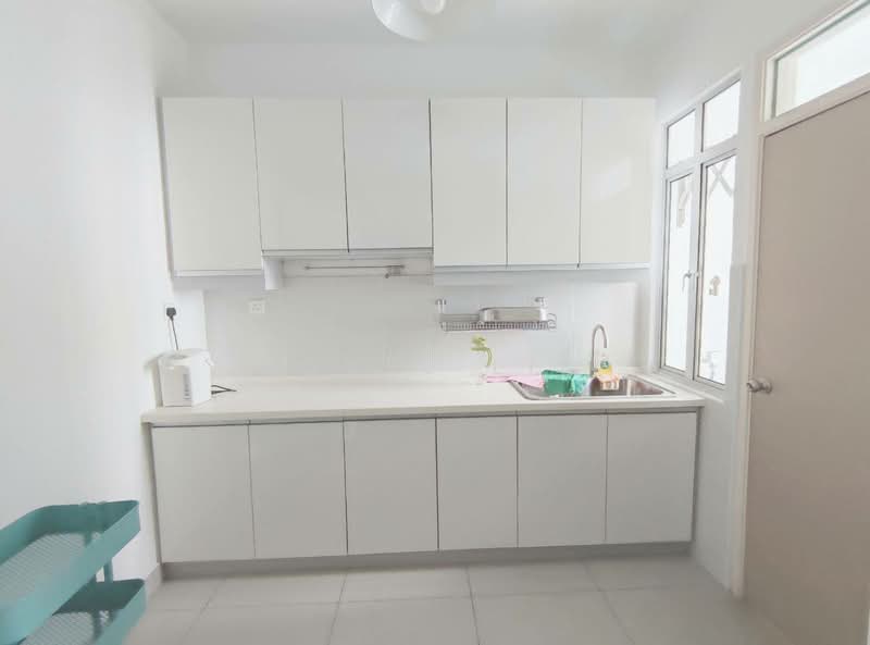 Apartment for Sale at Austin Suites (Permata Austin) - Jovel Lim - Kitchen - PropertyGuru.com.my