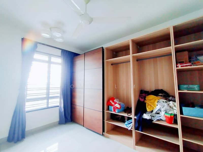 Apartment for Sale at Austin Suites (Permata Austin) - Jovel Lim - Bedroom - PropertyGuru.com.my