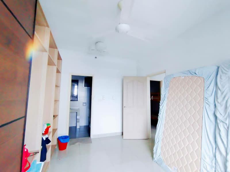 Apartment for Sale at Austin Suites (Permata Austin) - Jovel Lim - Bedroom - PropertyGuru.com.my