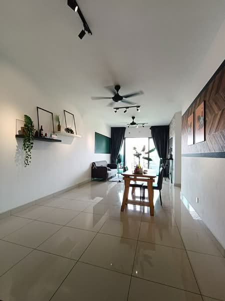 Riverville Residences untuk Untuk Disewa - RM 850 /bulan, Mac 2026 - Living Room - PropertyGuru.com.my