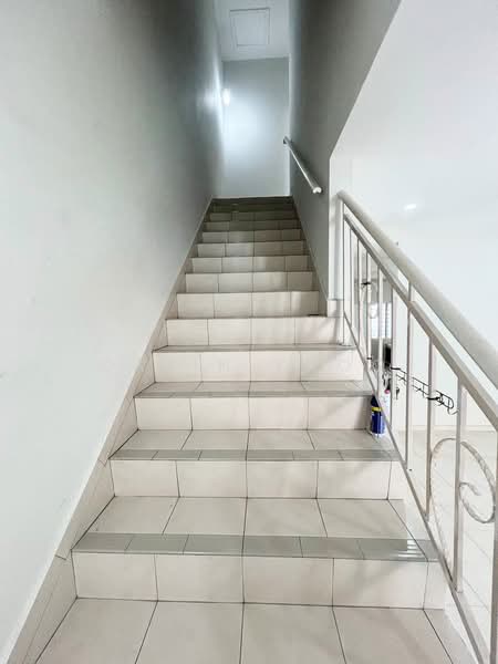 Bandar Seri Botani untuk Untuk Dijual - RM 338,000, Mac 2026 - Corridor - PropertyGuru.com.my