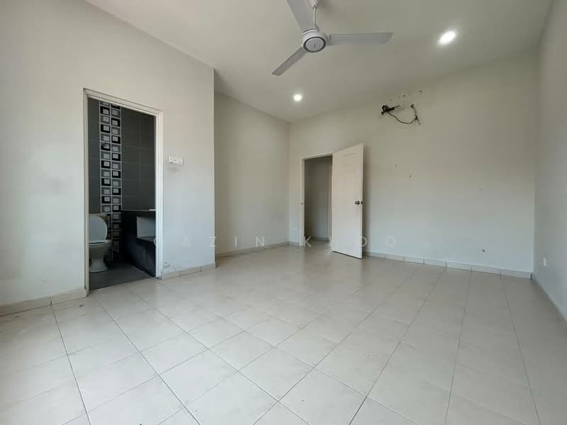 Bandar Seri Botani untuk Untuk Dijual - RM 338,000, Mac 2026 - Bathroom - PropertyGuru.com.my
