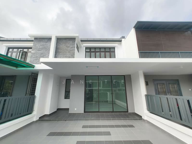 Rumah Teres 2 Tingkat untuk Disewa di Semenyih (Selangor) - Jane Tee - Exterior - PropertyGuru.com.my