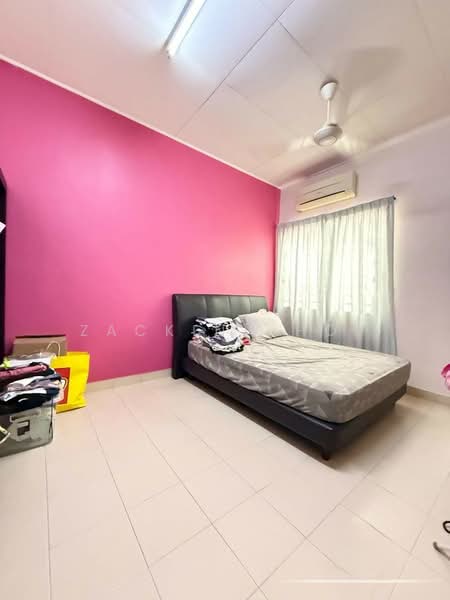 Value Buy Prime Area Kitchen Extended 2 Sty Bandar Bukit Raja Klang untuk Untuk Dijual - RM 598,000, Mac 2026 - Bedroom - PropertyGuru.com.my