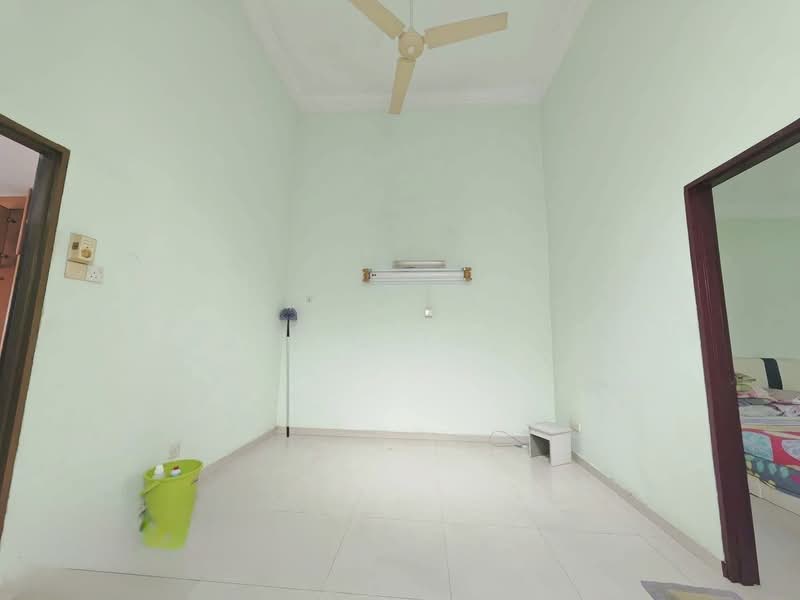 2-storey Terraced House for Sale in Kampung Pendamar (Klang) - Tom Lee - PropertyGuru.com.my