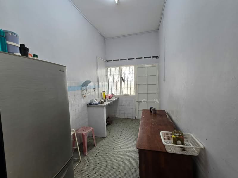 Taman Sentosa untuk Untuk Disewa - RM 3,400 /bulan, Mac 2026 - Kitchen - PropertyGuru.com.my