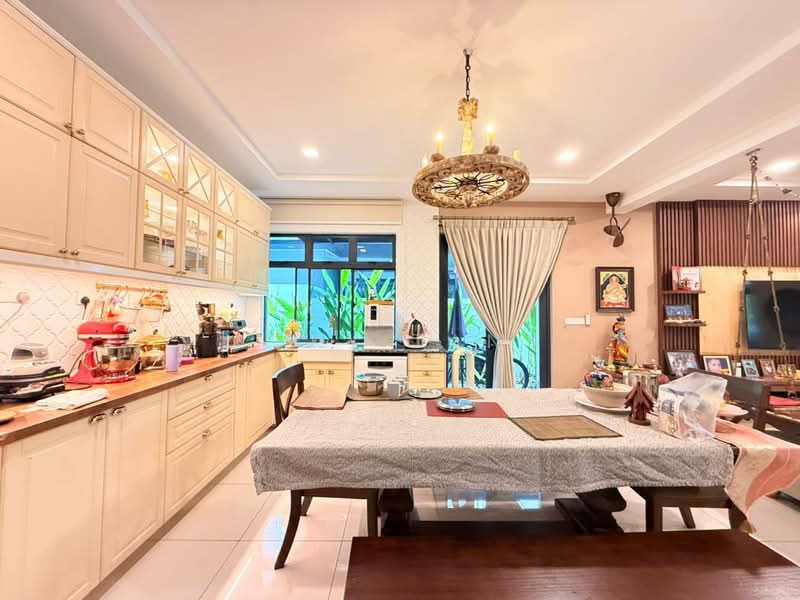 Cluster House for Sale in Taman JP Perdana (Johor Bahru) - Sky Tan - Kitchen - PropertyGuru.com.my