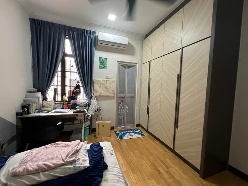 2-storey Terraced House for Sale in Bandar Kinrara Seksyen 6 (Bandar Kinrara) - Kent Lai - Bedroom - PropertyGuru.com.my