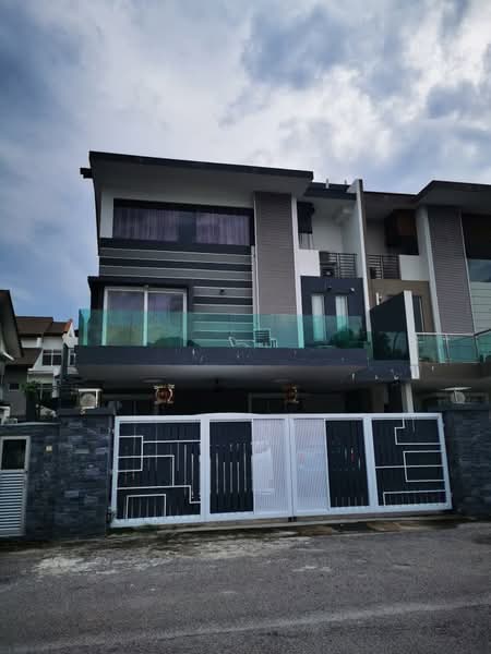 Semi-Detached House for Sale in Taman Tasik Prima (Puchong) - Kho Chng Guan - Exterior - PropertyGuru.com.my