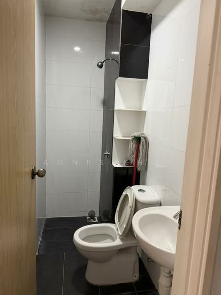 Condominium for Rent at The Clovers - Agnes Khoo - Bathroom - PropertyGuru.com.my