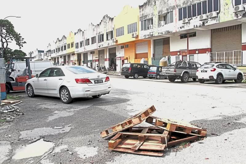 Taming Jaya Industrial Park untuk Untuk Disewa - RM 15,000 /bulan, Mac 2026 - Exterior - PropertyGuru.com.my