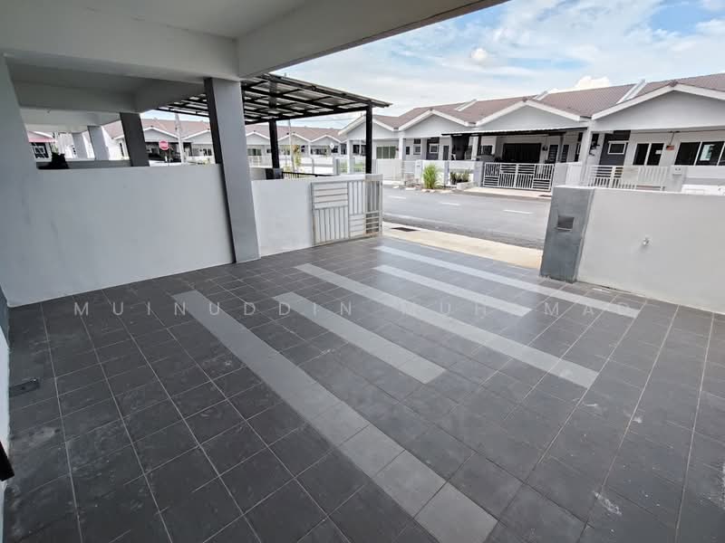 1-storey Terraced House for Rent in Sitiawan (Perak) - Muinuddin Muhamad - Exterior - PropertyGuru.com.my
