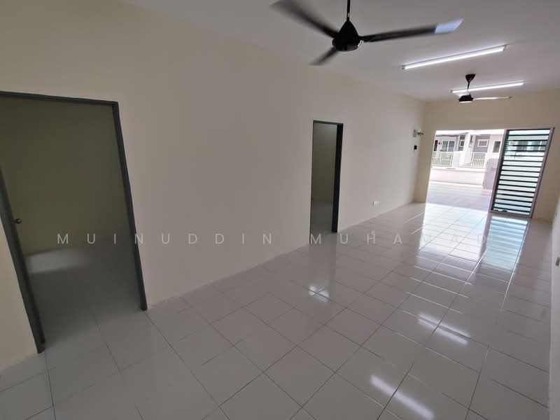 1-storey Terraced House for Rent in Sitiawan (Perak) - Muinuddin Muhamad - Living Room - PropertyGuru.com.my