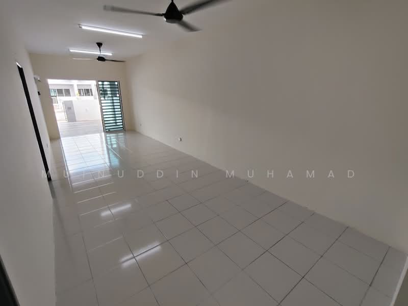 1-storey Terraced House for Rent in Sitiawan (Perak) - Muinuddin Muhamad - Living Room - PropertyGuru.com.my