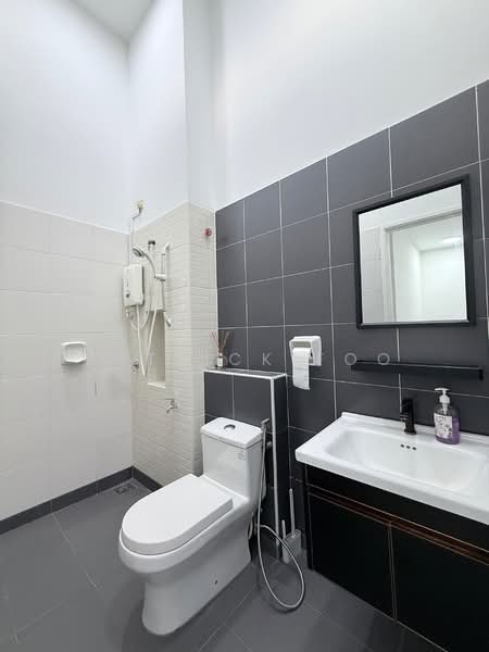 Zon 7 @ Bukit Indah untuk Untuk Dijual - RM 880,000, Mac 2026 - Bathroom - PropertyGuru.com.my