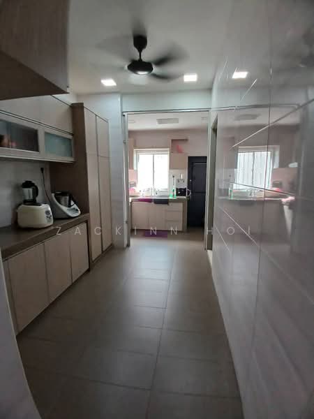 2-storey Terraced House for Sale in Bandar Bukit Tinggi (Klang) - Zackinn Hoi - Kitchen - PropertyGuru.com.my