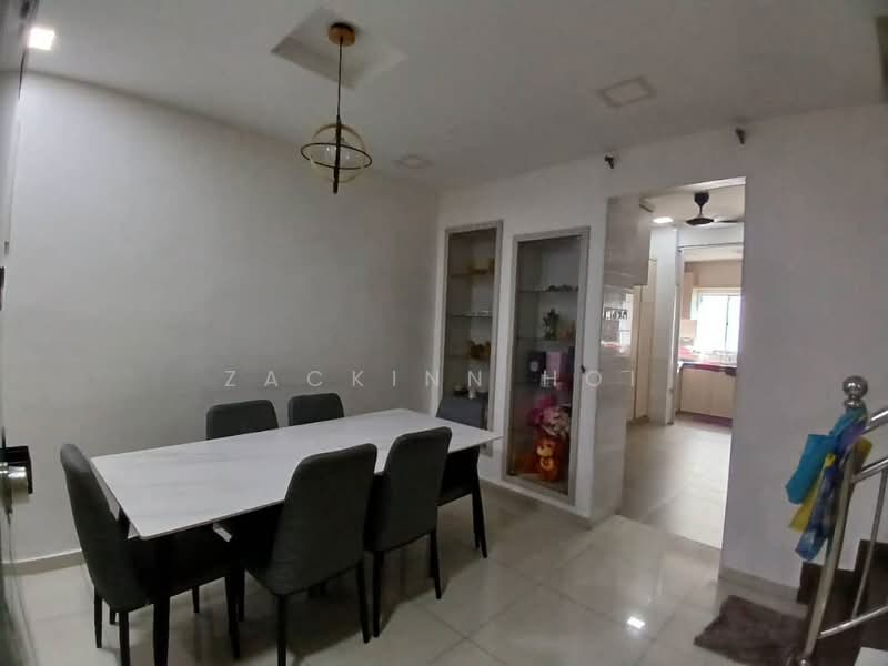 2-storey Terraced House for Sale in Bandar Bukit Tinggi (Klang) - Zackinn Hoi - Dining Room - PropertyGuru.com.my