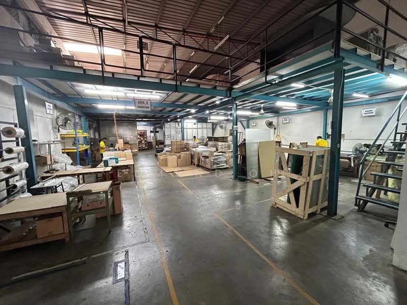 Semi-D Factory for Sale in Taman Desa Cemerlang (Ulu Tiram) - Edmund Oh - Interior - PropertyGuru.com.my