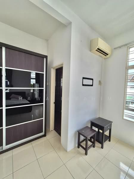 Cluster House for Sale in Tanjung Dua Belas (Jenjarom) - Hawa Ibrahim - Bedroom - PropertyGuru.com.my
