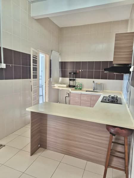 Cluster House for Sale in Tanjung Dua Belas (Jenjarom) - Hawa Ibrahim - Kitchen - PropertyGuru.com.my