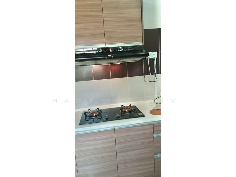 Cluster House for Sale in Tanjung Dua Belas (Jenjarom) - Hawa Ibrahim - Kitchen - PropertyGuru.com.my