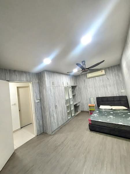 Kondominium untuk Disewa di Suasana Lumayan - Olivia Ng - Bedroom - PropertyGuru.com.my