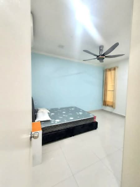 Kondominium untuk Disewa di Suasana Lumayan - Olivia Ng - Bedroom - PropertyGuru.com.my
