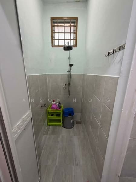 Bandar Uda Utama untuk Untuk Dijual - RM 738,000, Mac 2026 - Bathroom - PropertyGuru.com.my
